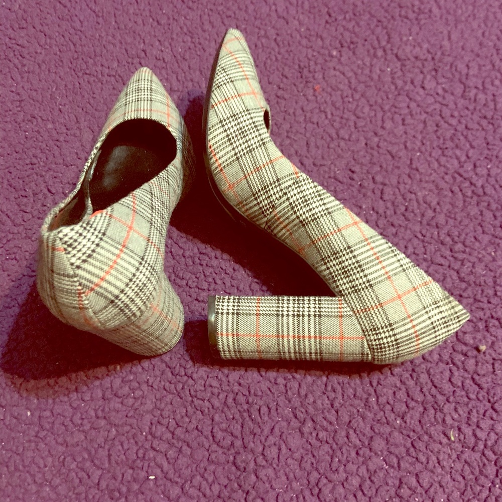 Size 5 1/2 Nine West